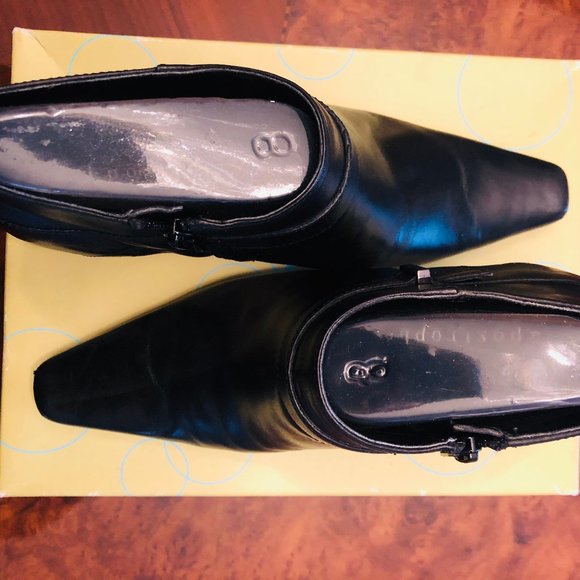 Apostrophe leather booties - Picture 3 of 4